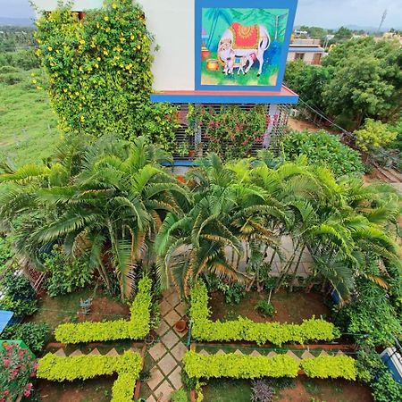 Mango Tree Homestay ฮัมปี ภายนอก รูปภาพ