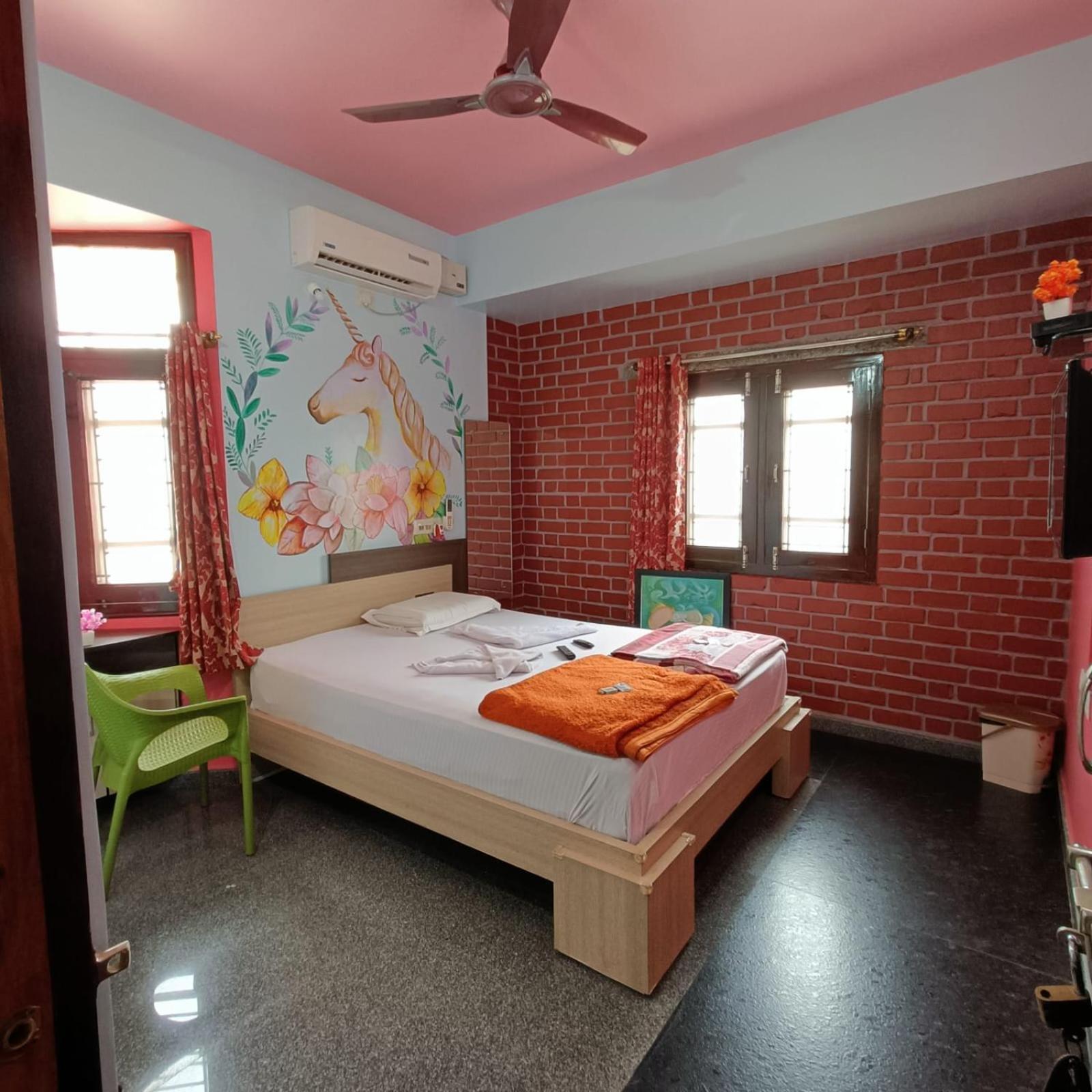 Mango Tree Homestay ฮัมปี ภายนอก รูปภาพ